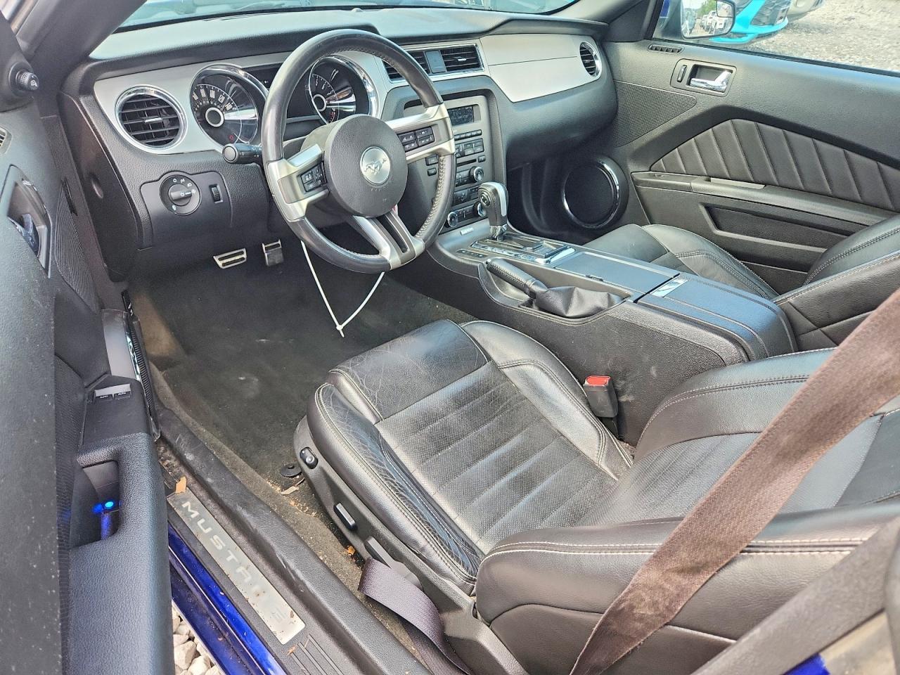 2014 Ford Mustang - zdjęcie 8