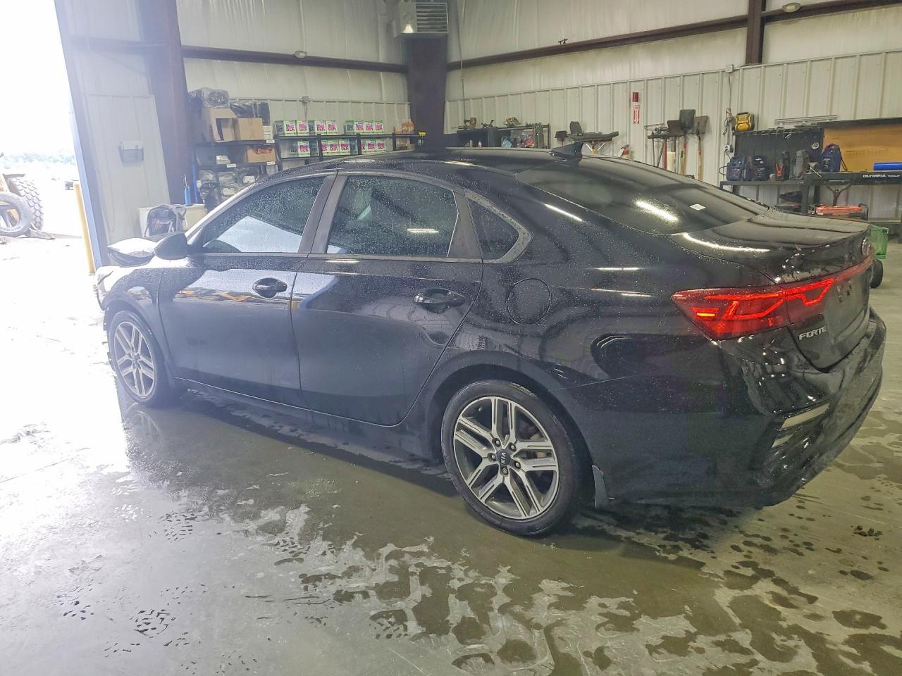 2019 Kia Forte S - zdjęcie 2