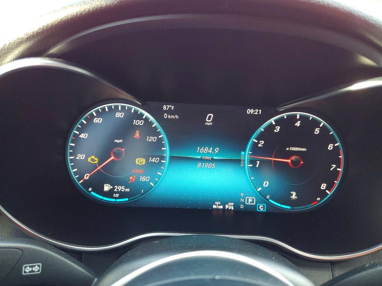 2019 Mercedes-Benz C 300 - zdjęcie 9