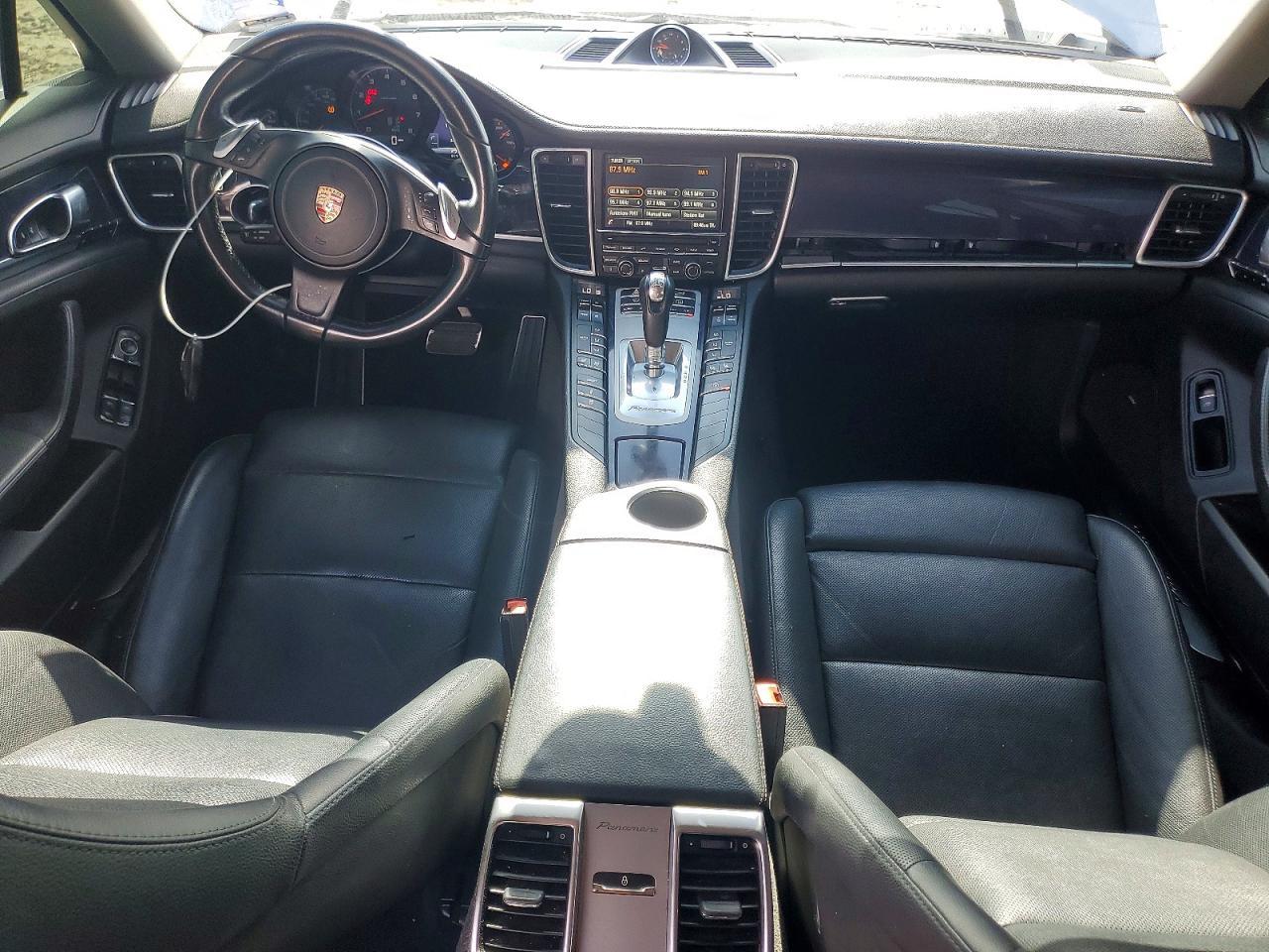 2015 Porsche Panamera 2 - zdjęcie 8