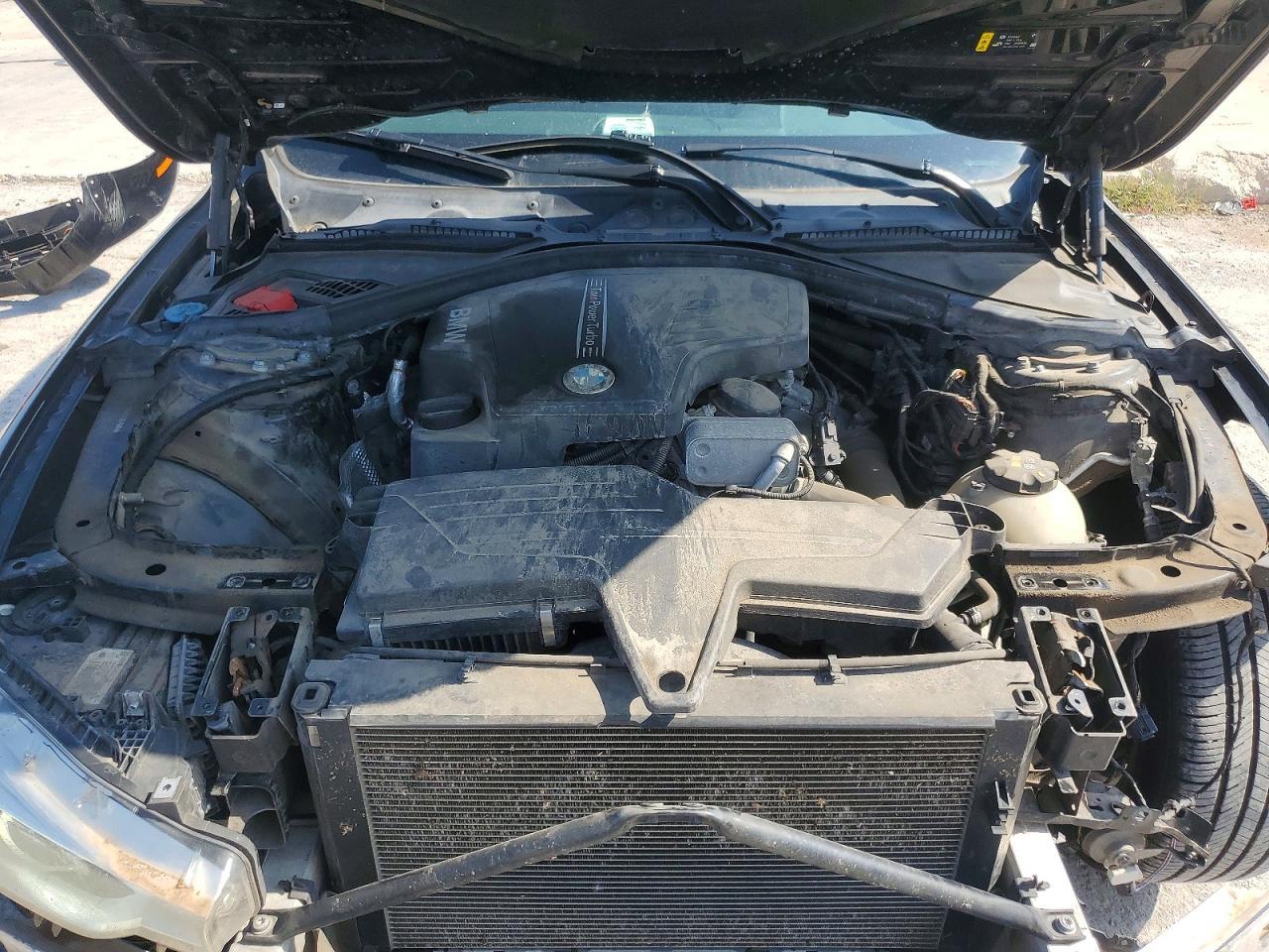 2018 BMW Seria 3 320i - zdjęcie 11