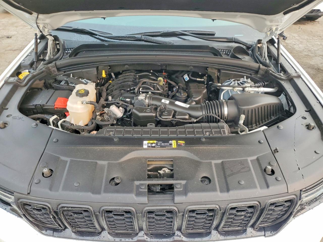 2024 Jeep Grand Cherokee Laredo - zdjęcie 12
