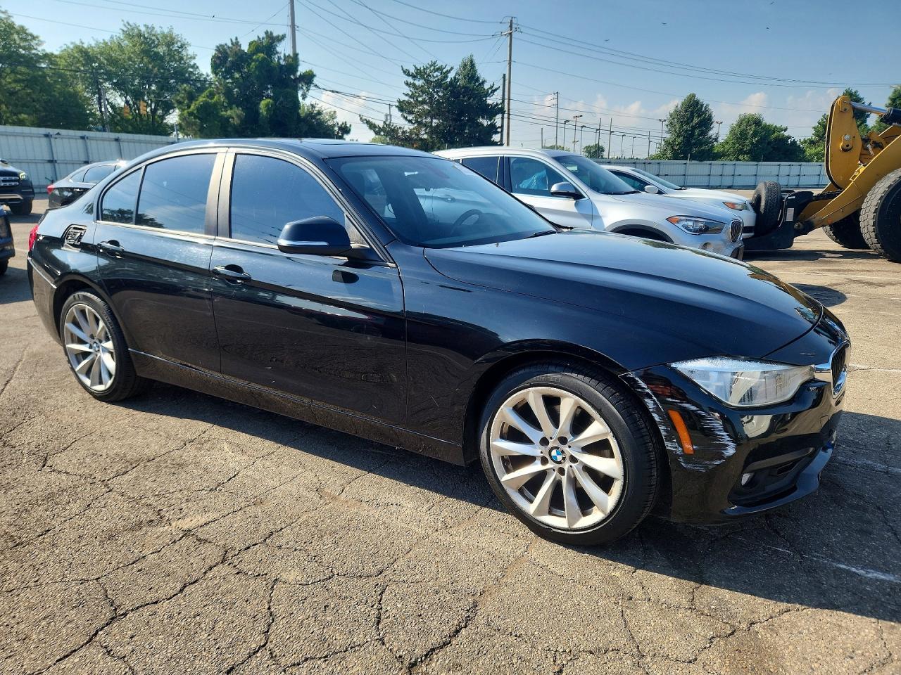 2018 BMW 320 Xi - zdjęcie 4