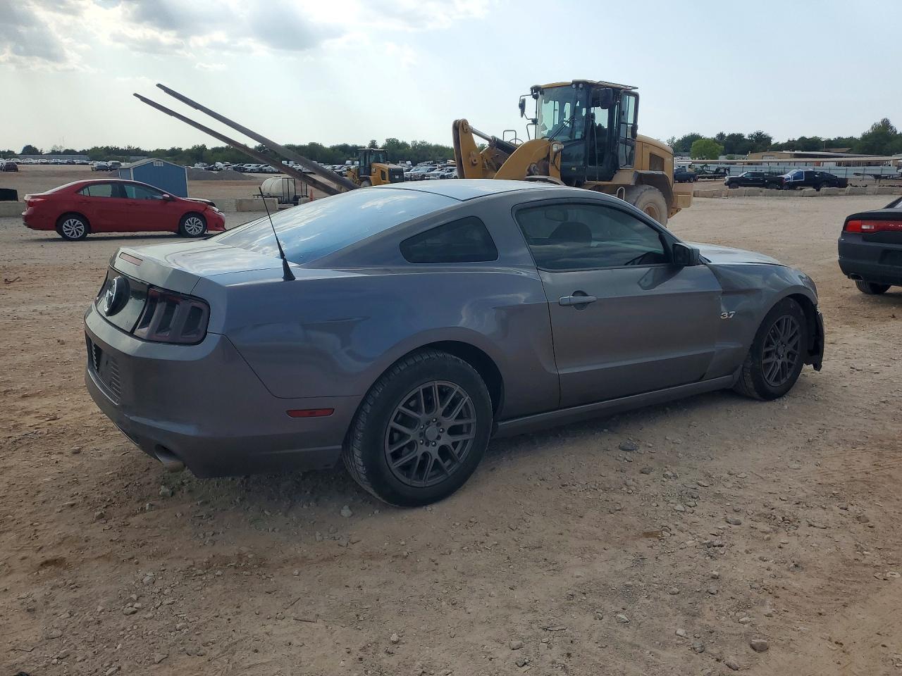 2014 Ford Mustang - zdjęcie 3