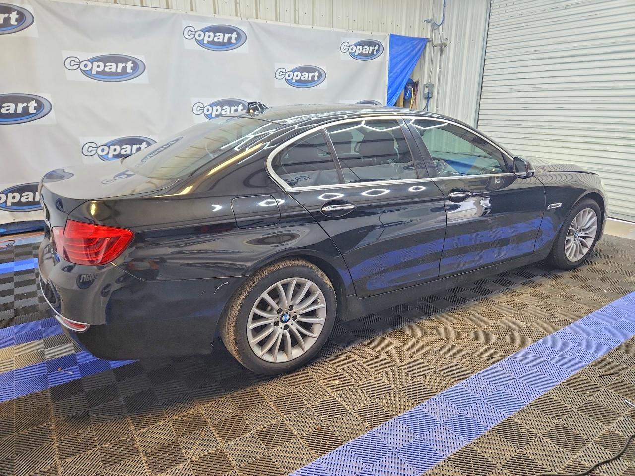 2015 BMW 528 I - zdjęcie 3