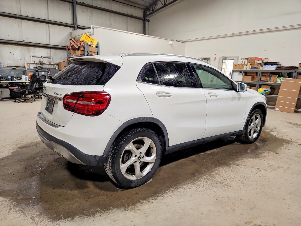 2020 Mercedes-Benz Gla 250 4Matic - zdjęcie 3