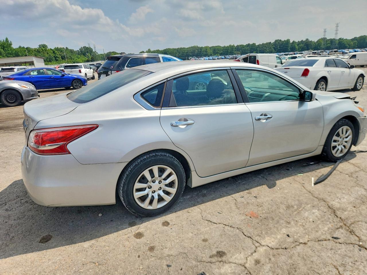 2013 Nissan Altima 2.5 - zdjęcie 3