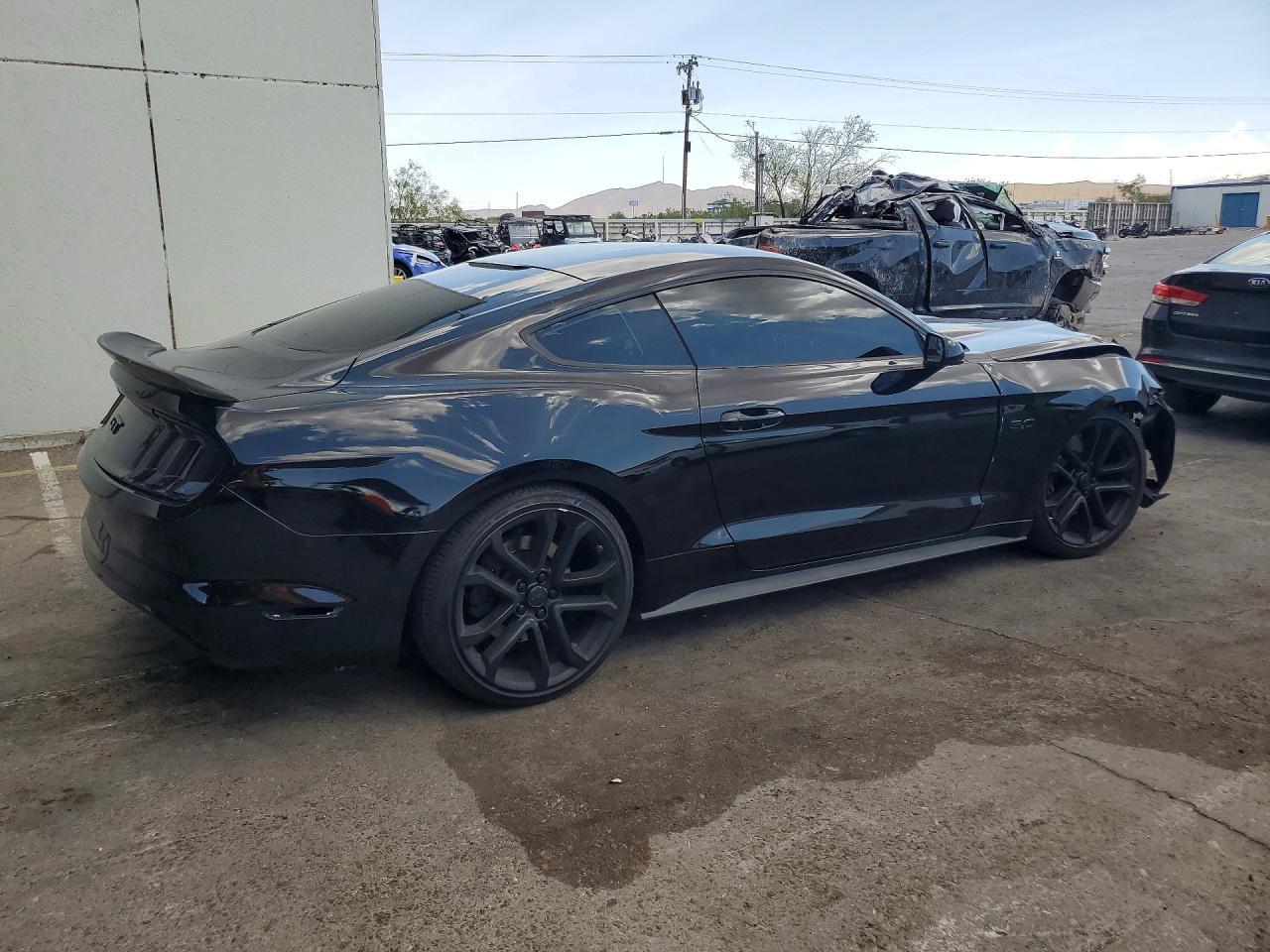 2017 Ford Mustang Gt - zdjęcie 3