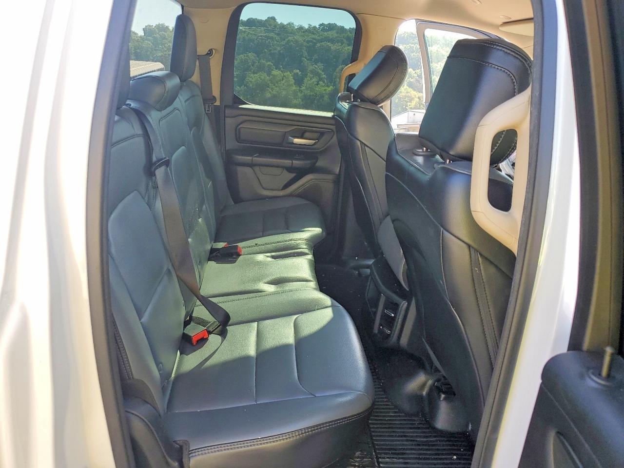 2019 Ram 1500 Tradesman - zdjęcie 10