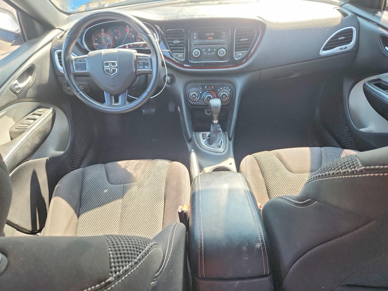 2015 Dodge Dart Sxt - zdjęcie 8