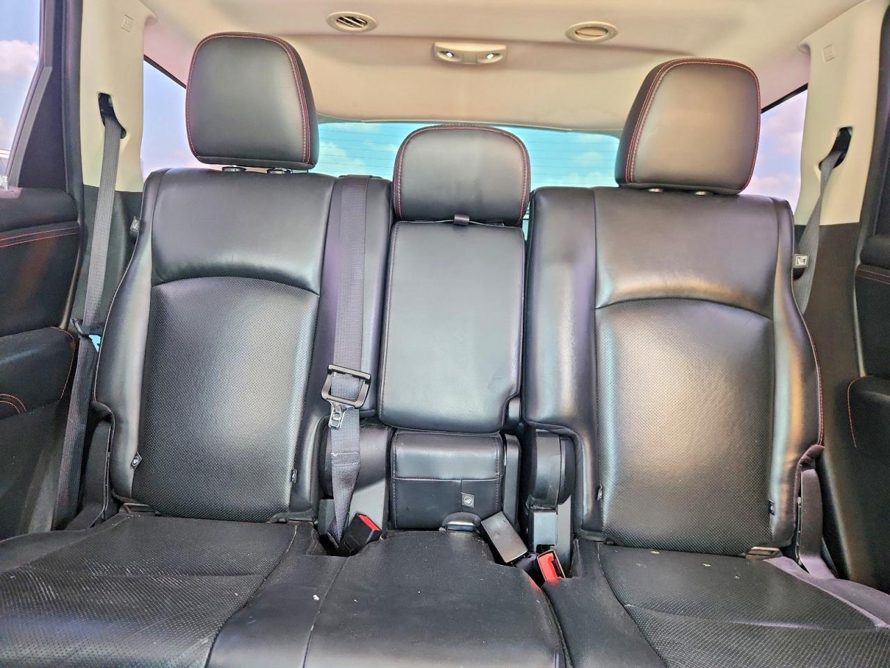 2016 Dodge Journey R/T - zdjęcie 10