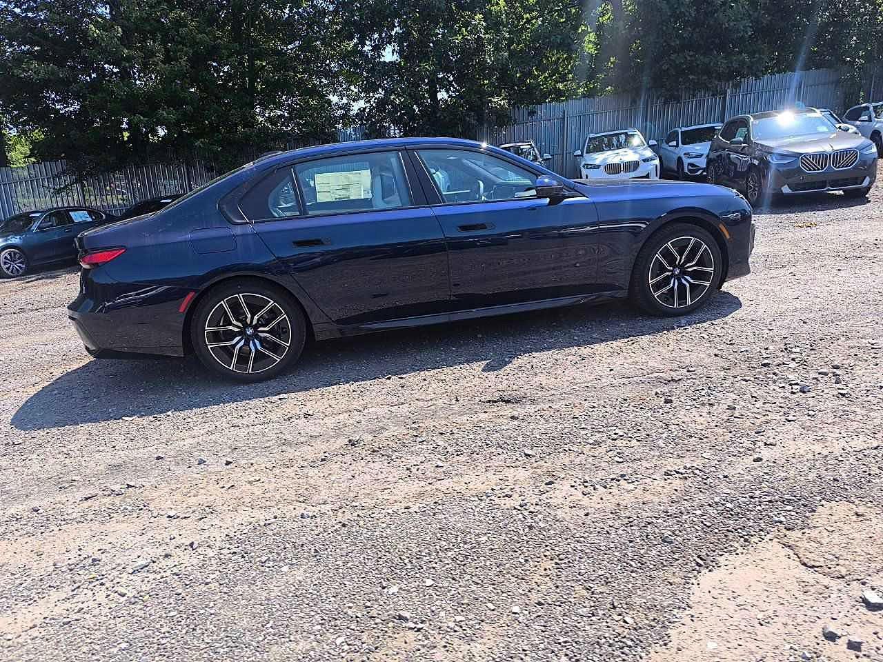 2026 BMW 740 Xi - zdjęcie 13