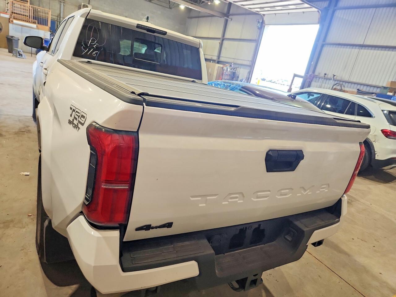 2024 Toyota Tacoma Sr5 - zdjęcie 6