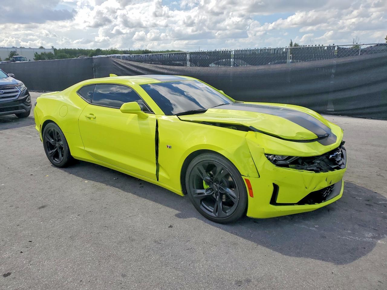 2020 Chevrolet Camaro Ls - zdjęcie 4