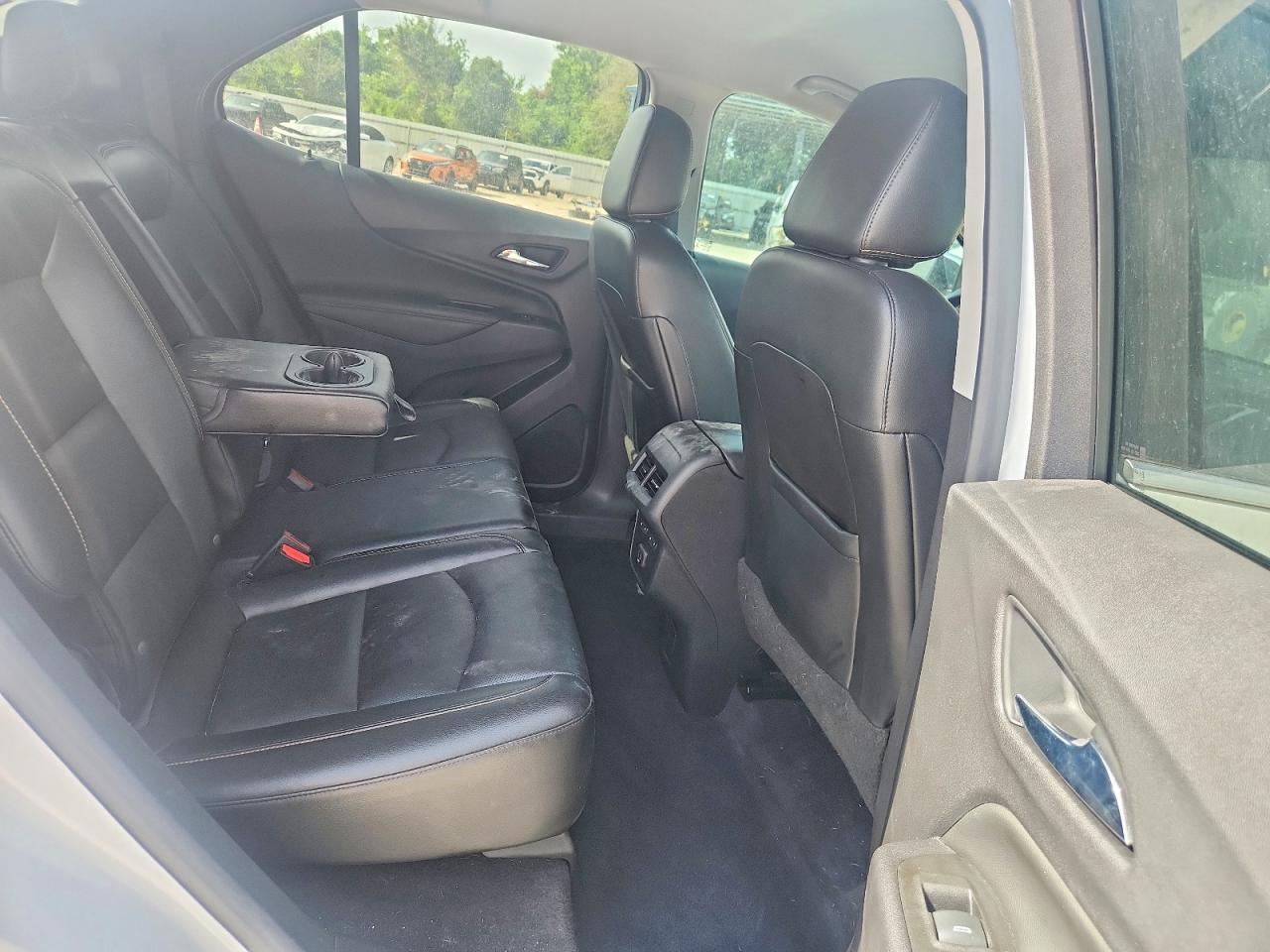 2021 Chevrolet Equinox Premier - zdjęcie 11