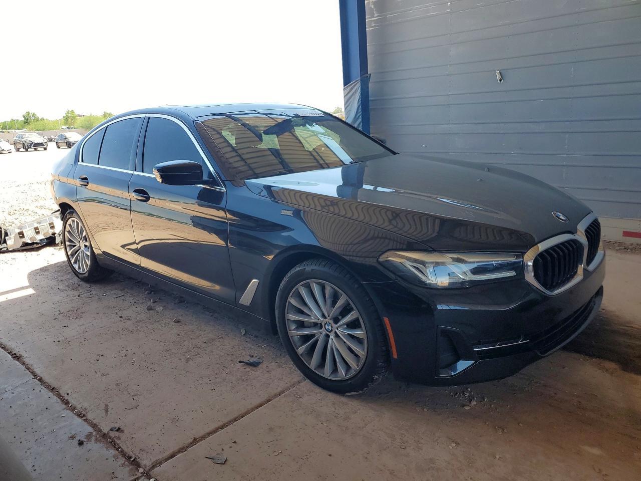 2022 BMW Seria 5 530i - zdjęcie 4