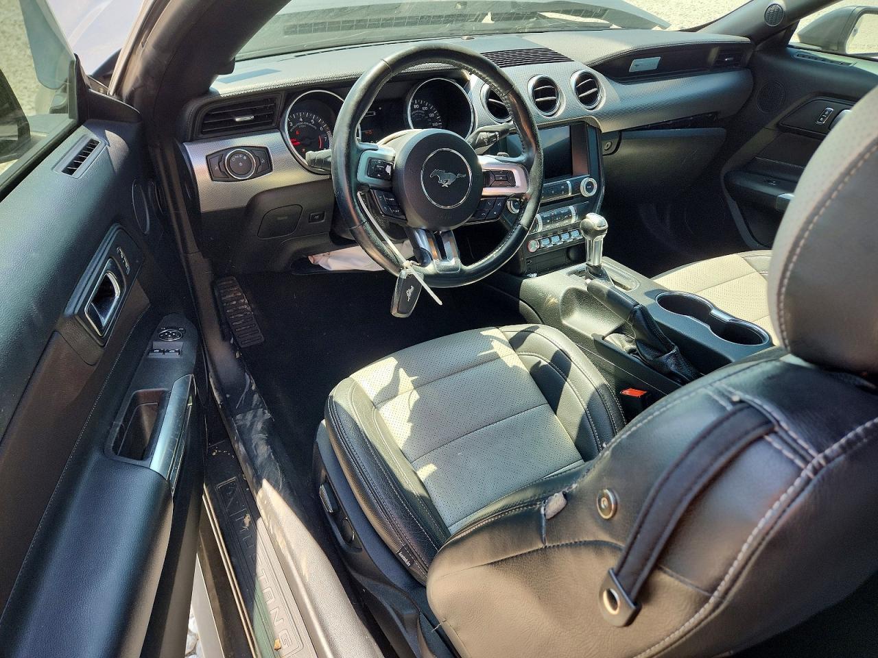 2018 Ford Mustang - zdjęcie 8