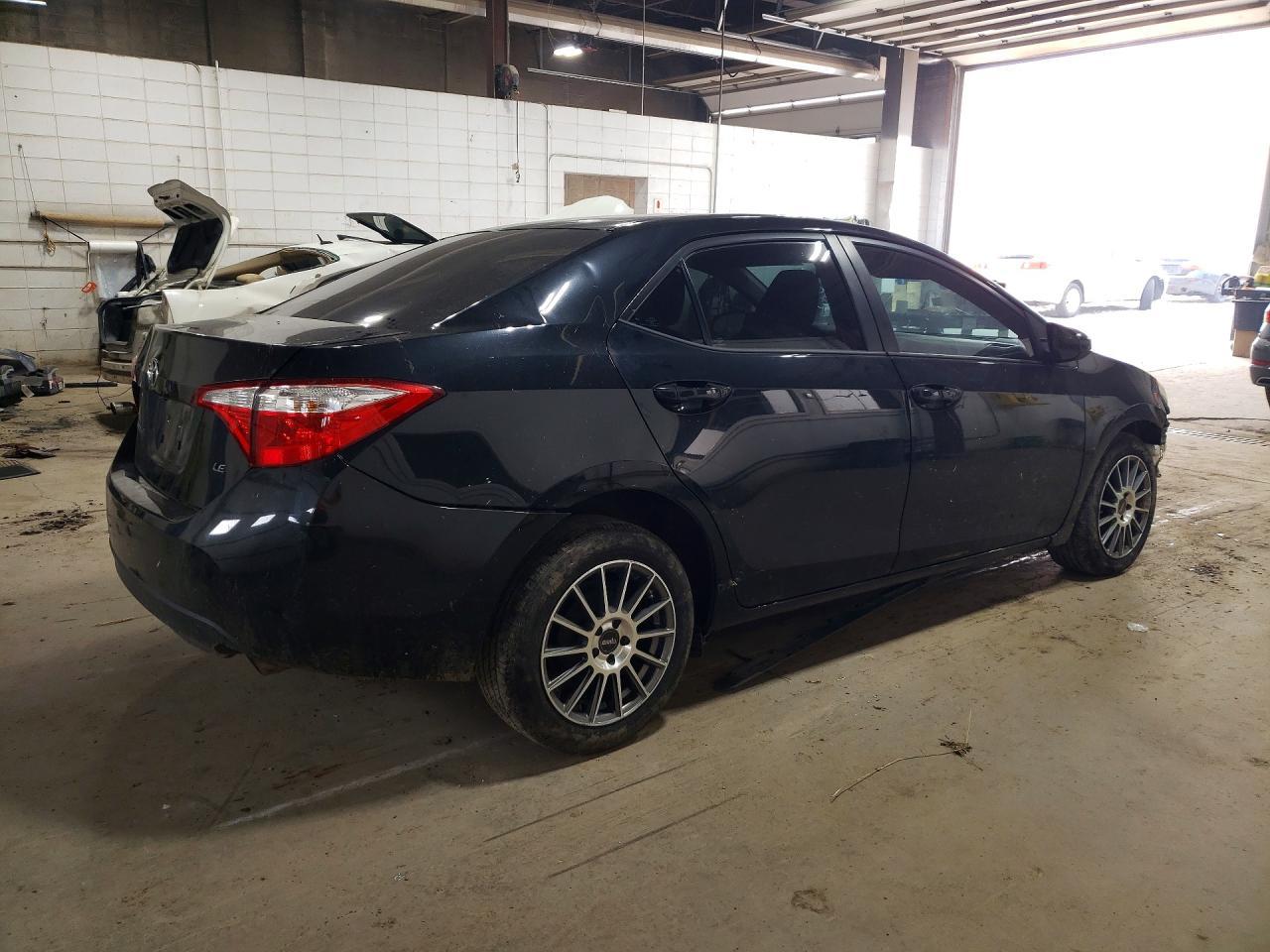 2015 Toyota Corolla Le - zdjęcie 3