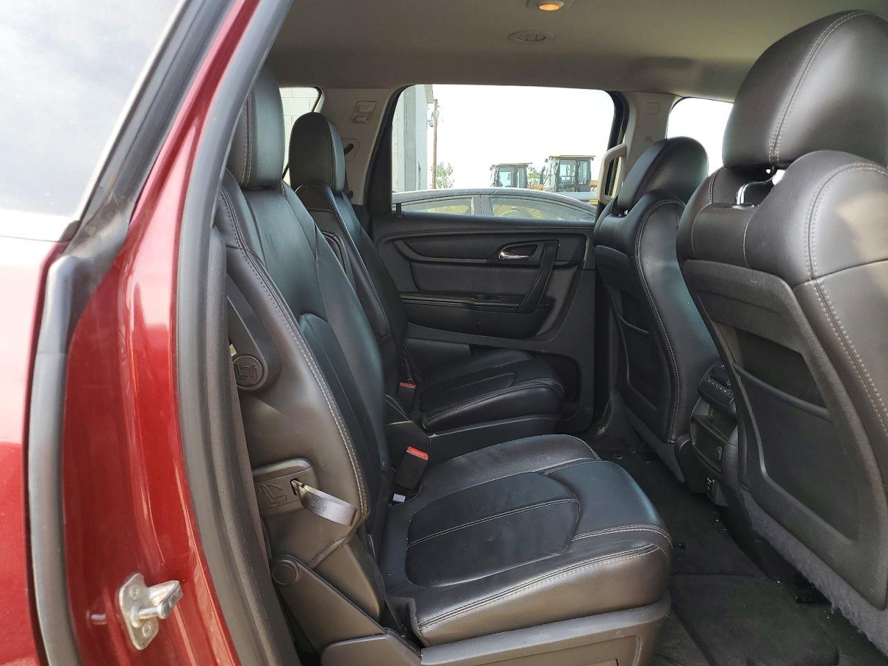 2015 Chevrolet Traverse Lt - zdjęcie 11