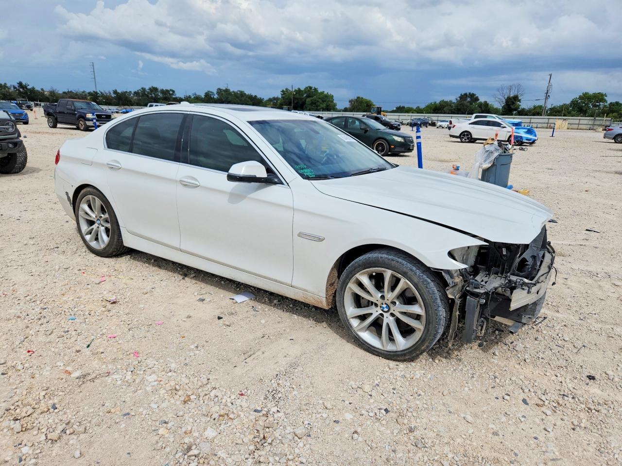 2016 BMW 535 I - zdjęcie 4