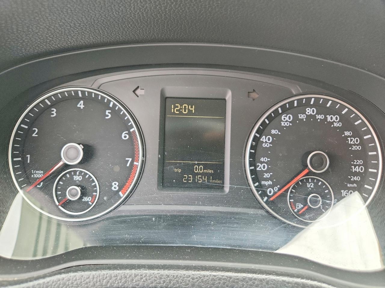 2014 Volkswagen Passat S - zdjęcie 9
