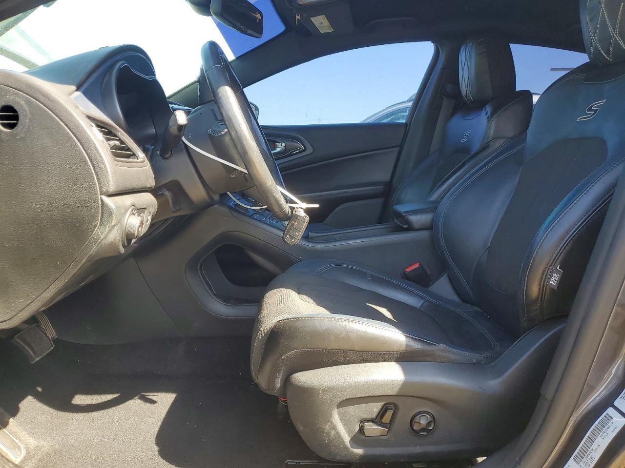 2016 Chrysler 200 S - zdjęcie 7