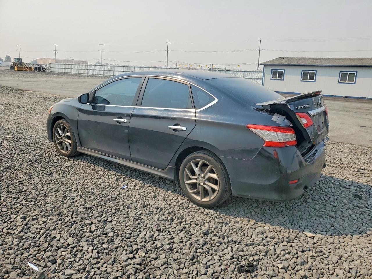 2013 Nissan Sentra S - zdjęcie 2