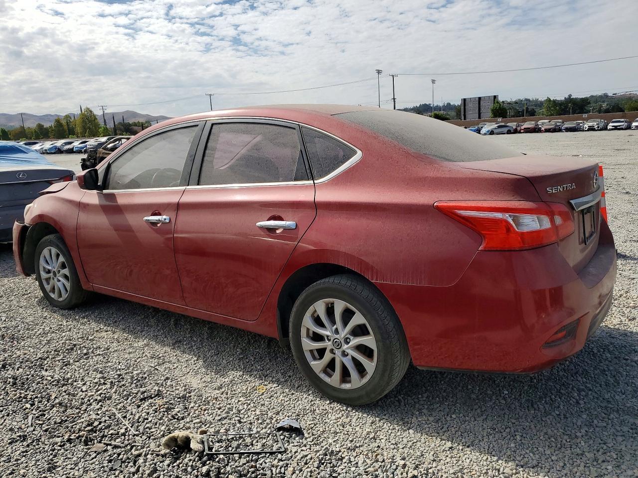 2017 Nissan Sentra - zdjęcie 2