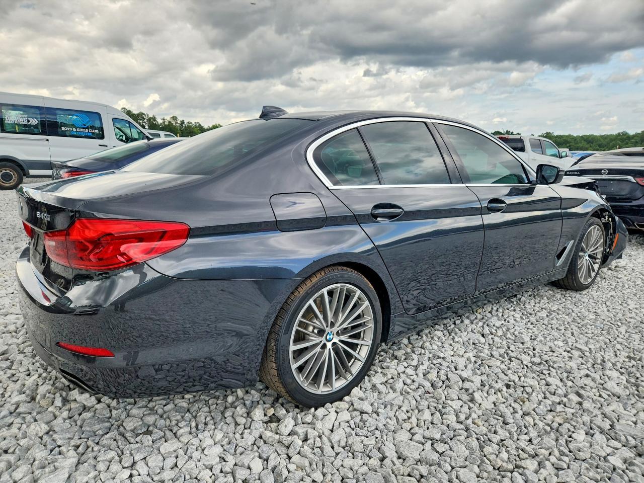 2019 BMW 540 I - zdjęcie 3