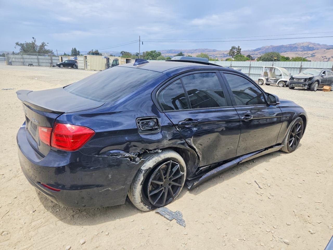 2013 BMW 328 I - zdjęcie 3
