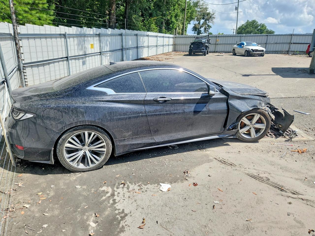 2017 Infiniti Q60 2.0T Premium - zdjęcie 3