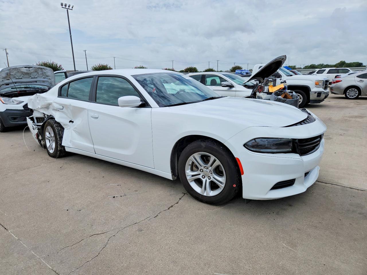 2022 Dodge Charger Sxt - zdjęcie 4