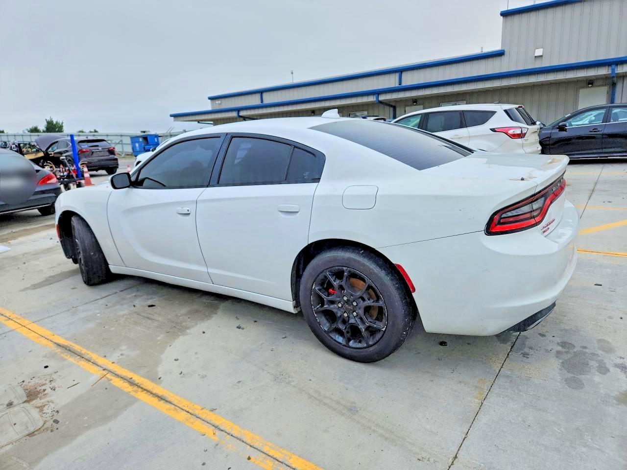 2016 Dodge Charger Sxt - zdjęcie 2