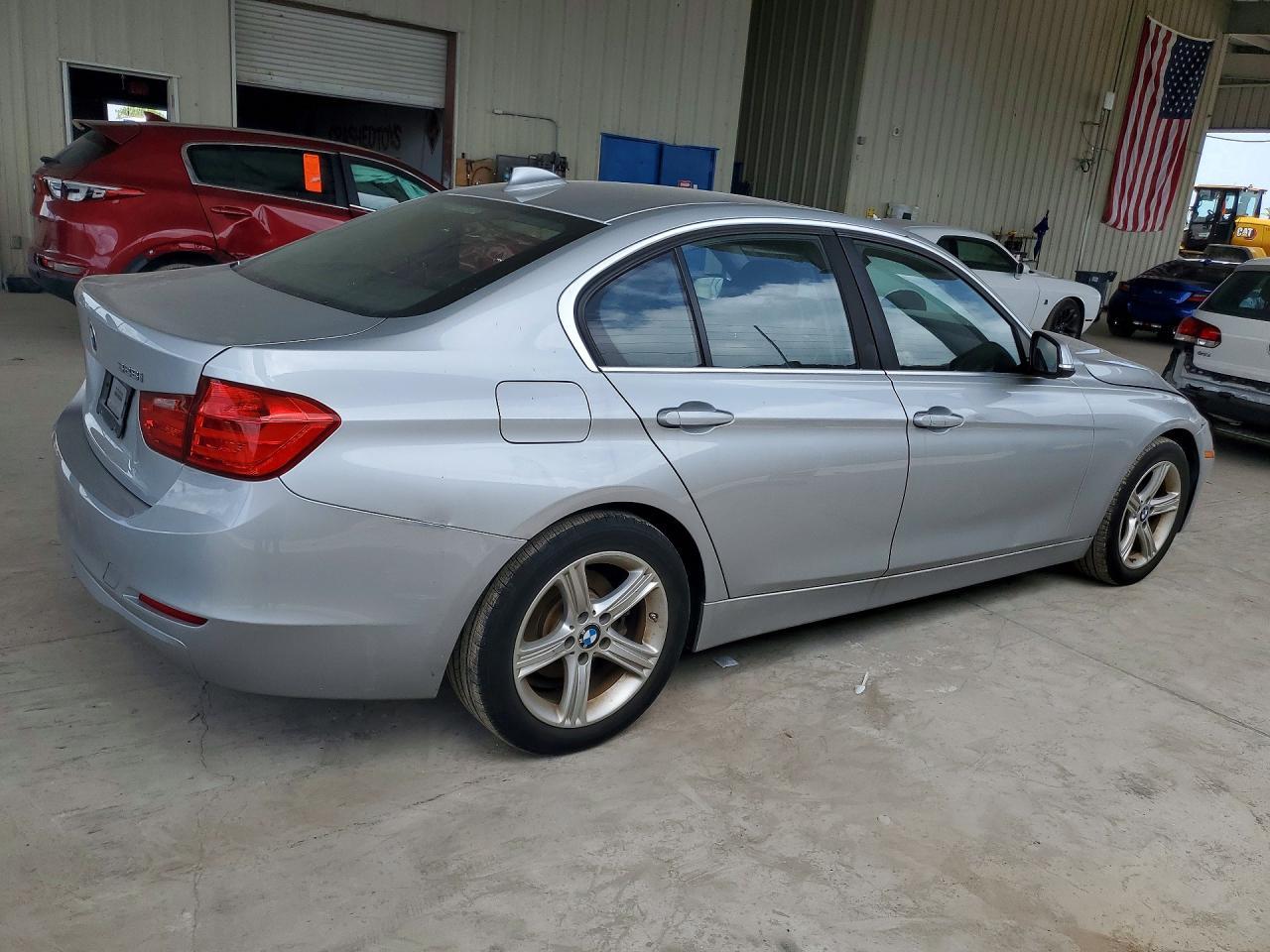 2015 BMW 328 I - zdjęcie 3