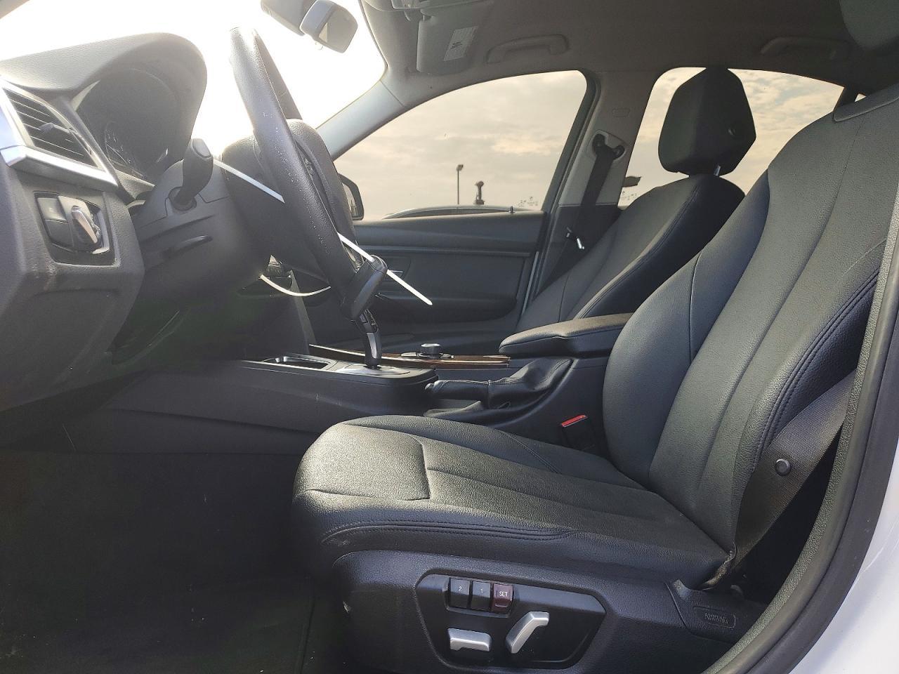 2018 BMW 320 I - zdjęcie 7