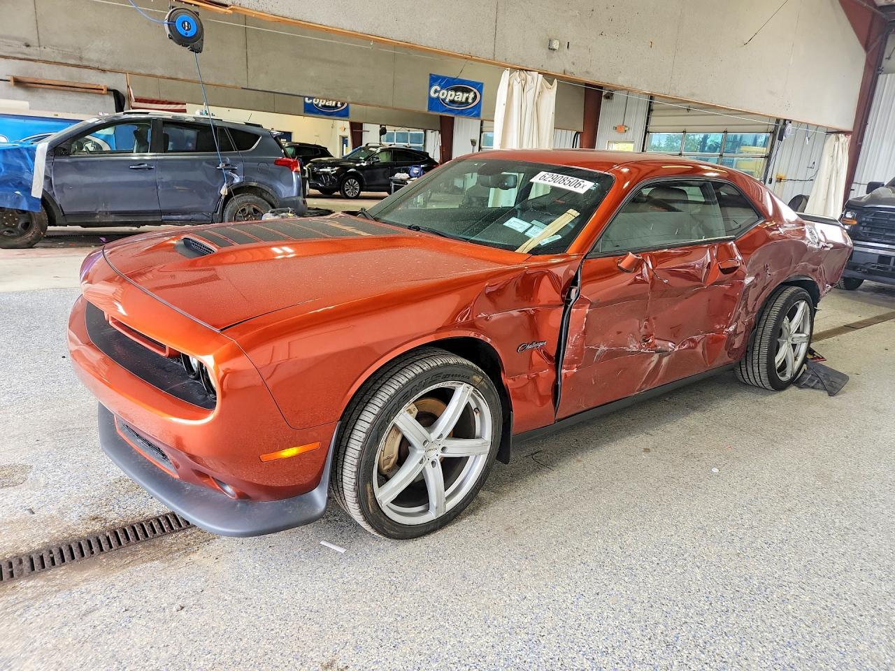 2021 Dodge Challenger Gt - zdjęcie główne