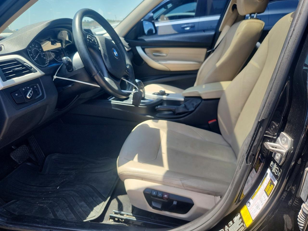 2015 BMW 320 I xDrive - zdjęcie 7