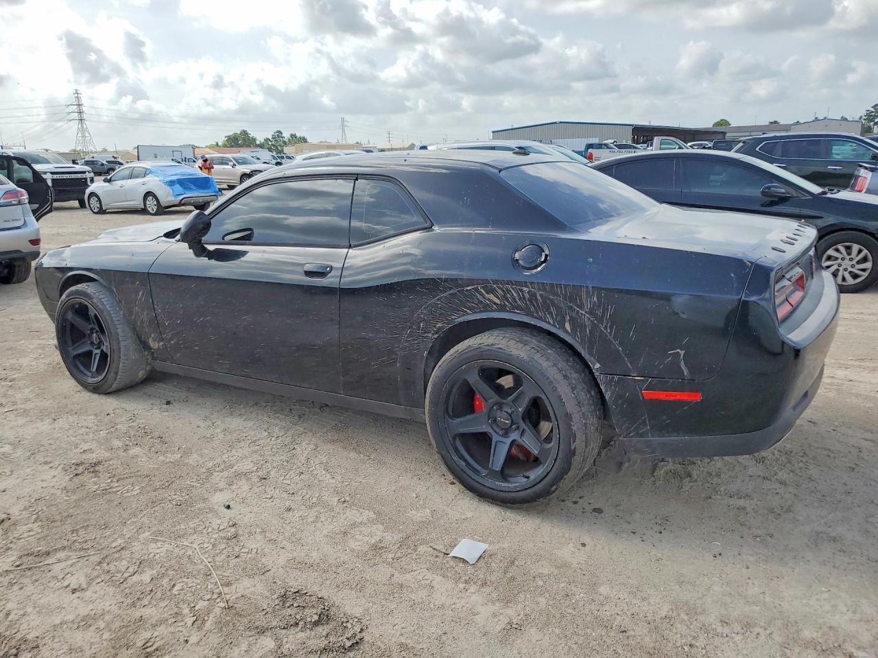 2016 Dodge Challenger Sxt - zdjęcie 2