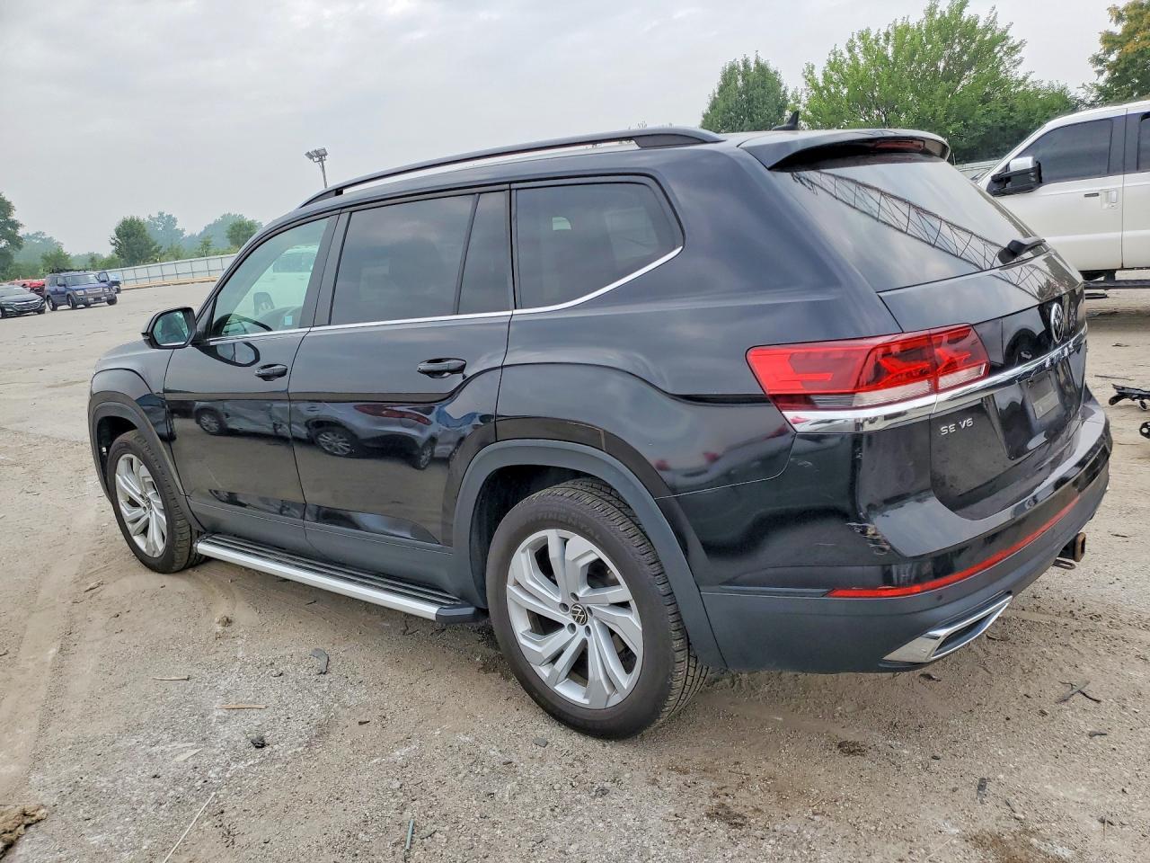 2021 Volkswagen Atlas Se - zdjęcie 2