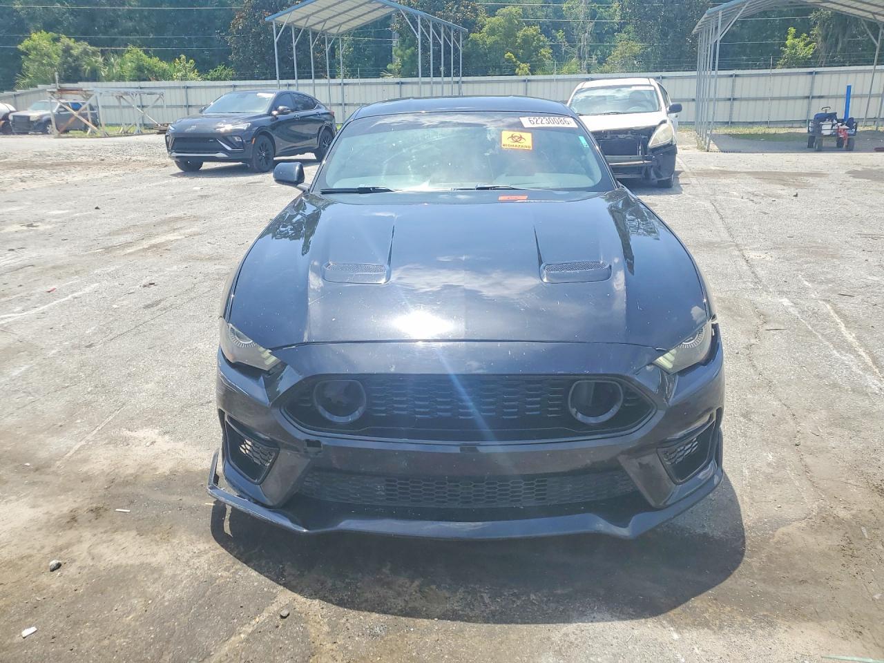 2020 Ford Mustang - zdjęcie 5