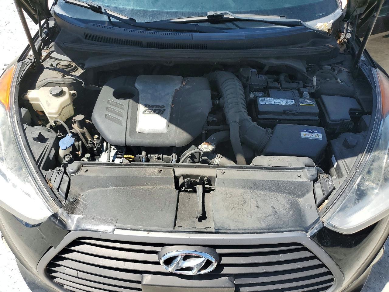 2016 Hyundai Veloster Turbo - zdjęcie 11