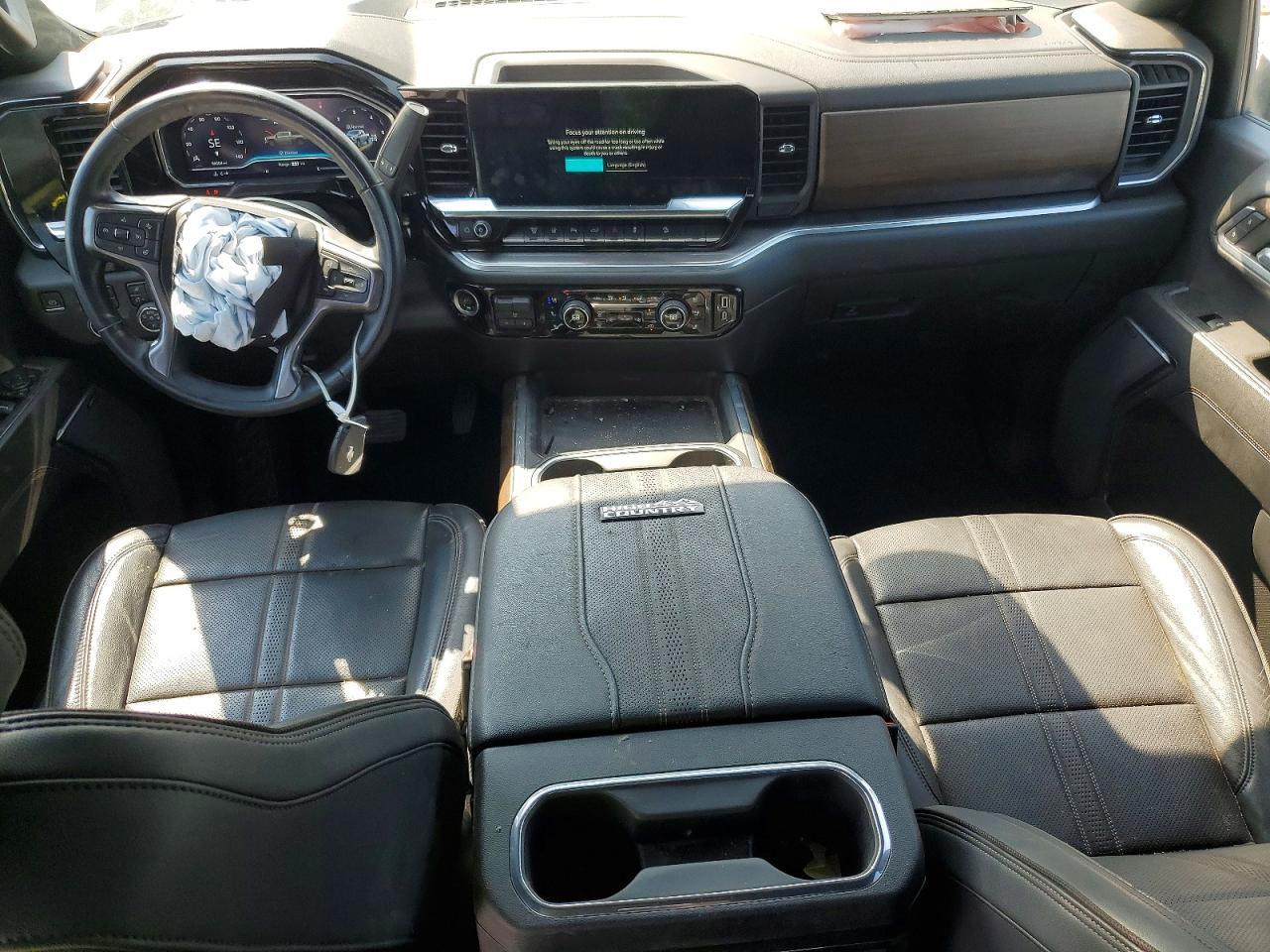 2024 Chevrolet Silverado 2500 Hd - zdjęcie 8