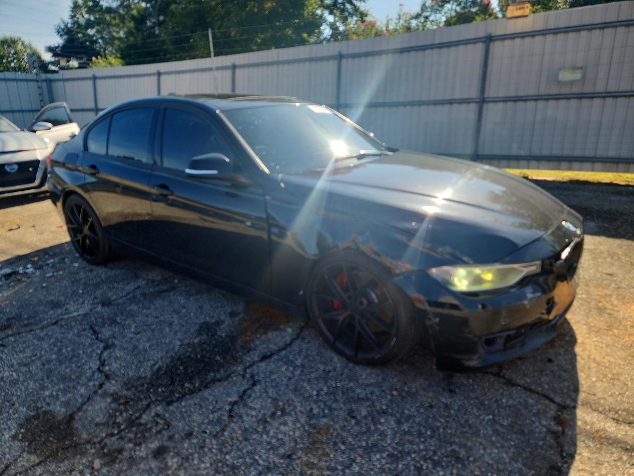 2013 BMW Seria 3 335i - zdjęcie 4