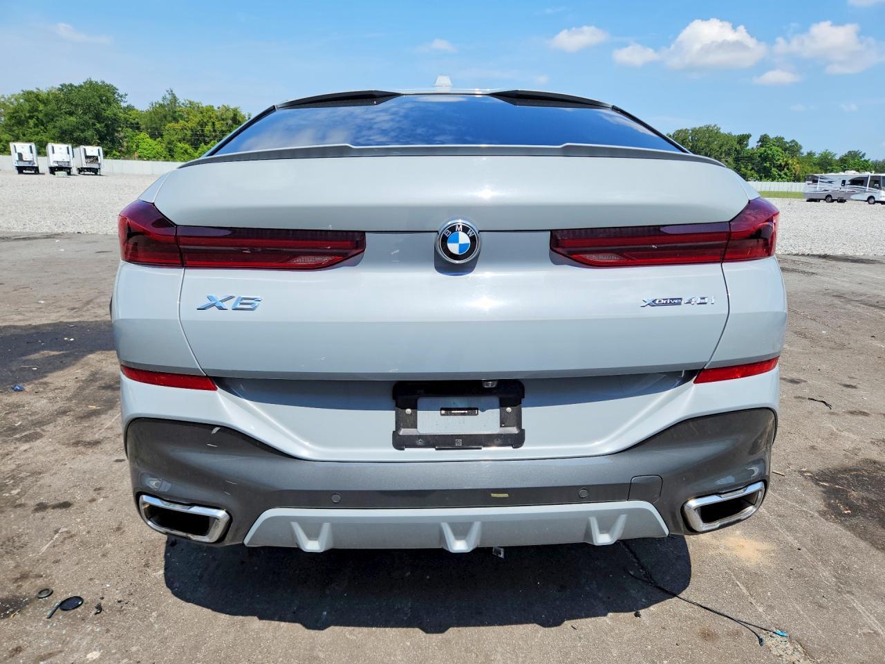 2025 BMW X6 xDrive40I - zdjęcie 6