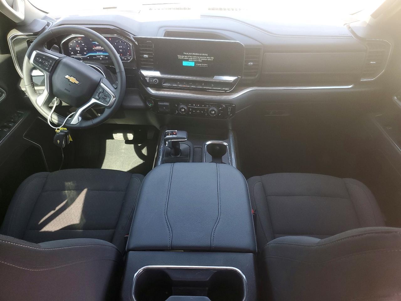 2025 Chevrolet Silverado K1500 Lt - zdjęcie 8
