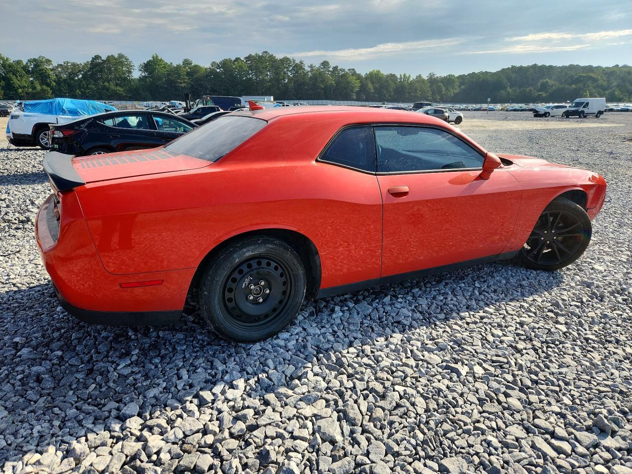 2016 Dodge Challenger Sxt - zdjęcie 3
