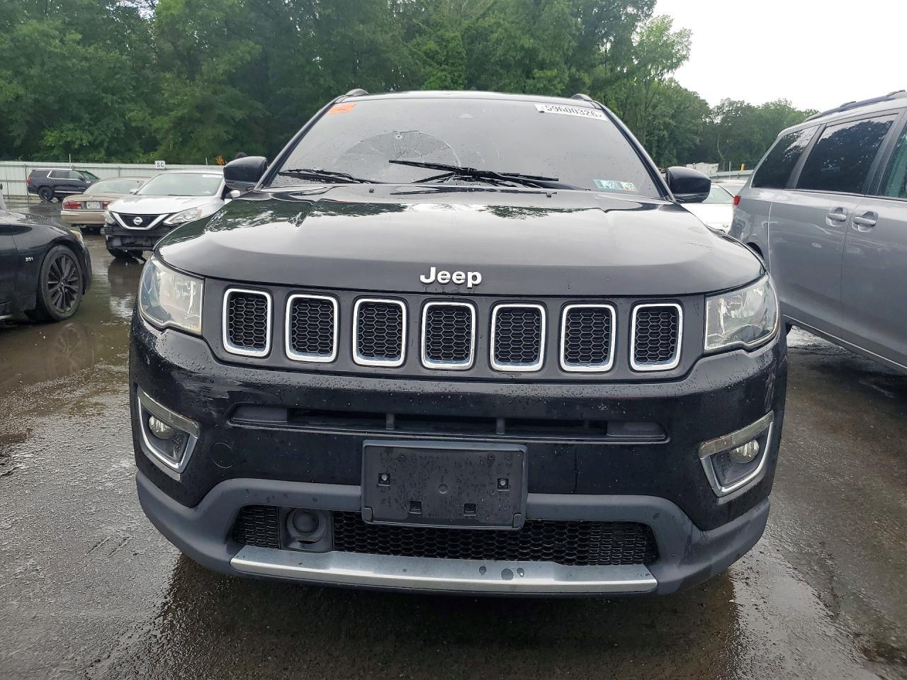 2021 Jeep Compass Limited - zdjęcie 5
