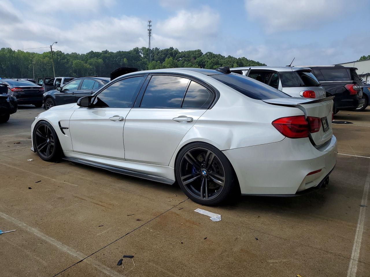 2018 BMW M3 - zdjęcie 2