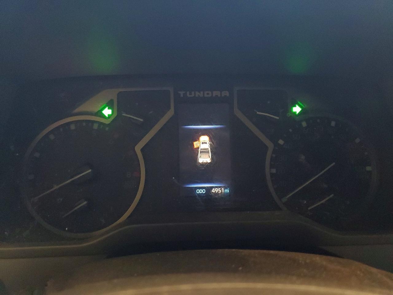 2025 Toyota Tundra - zdjęcie 9