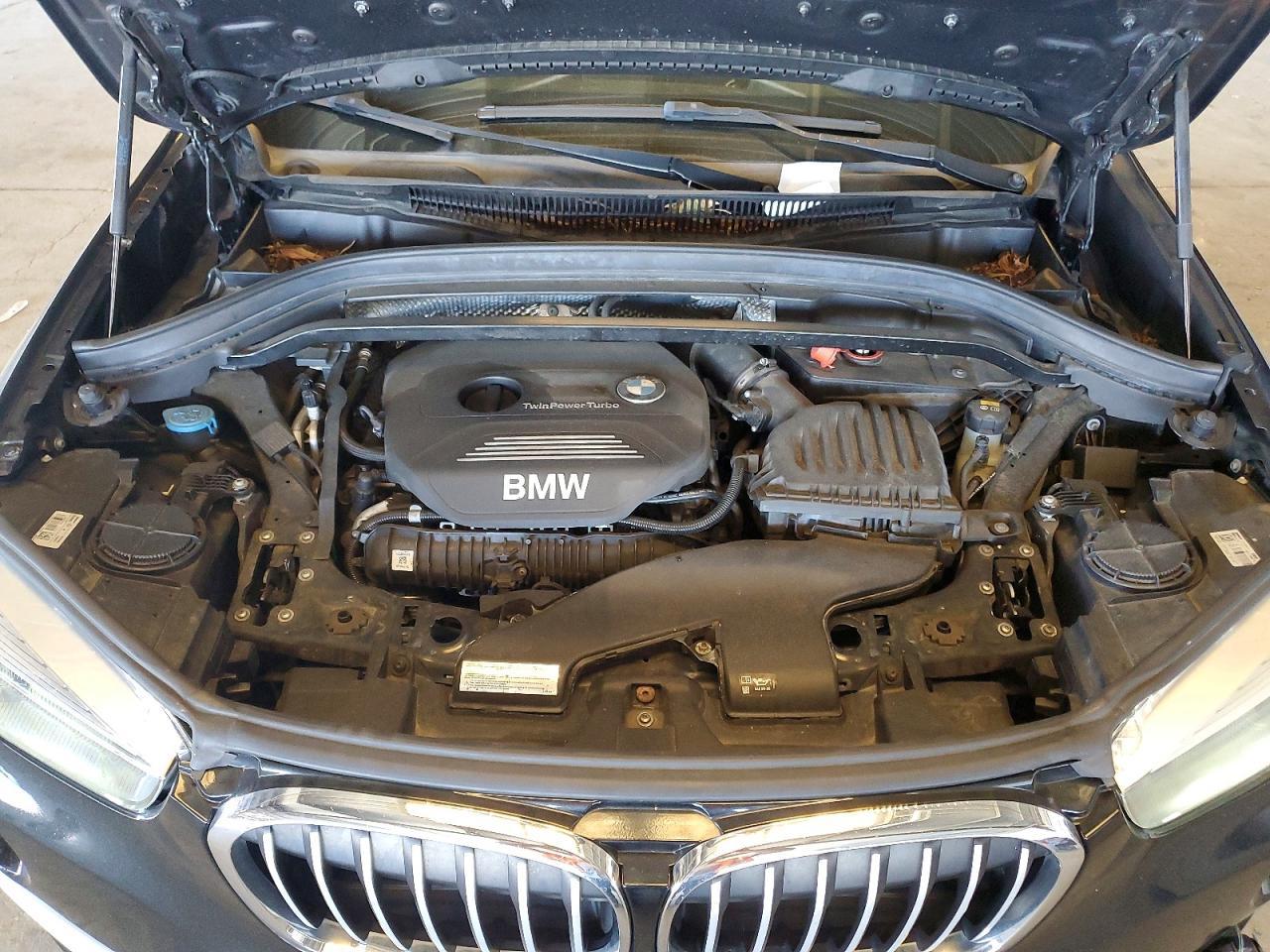 2016 BMW X1 xDrive28I - zdjęcie 12